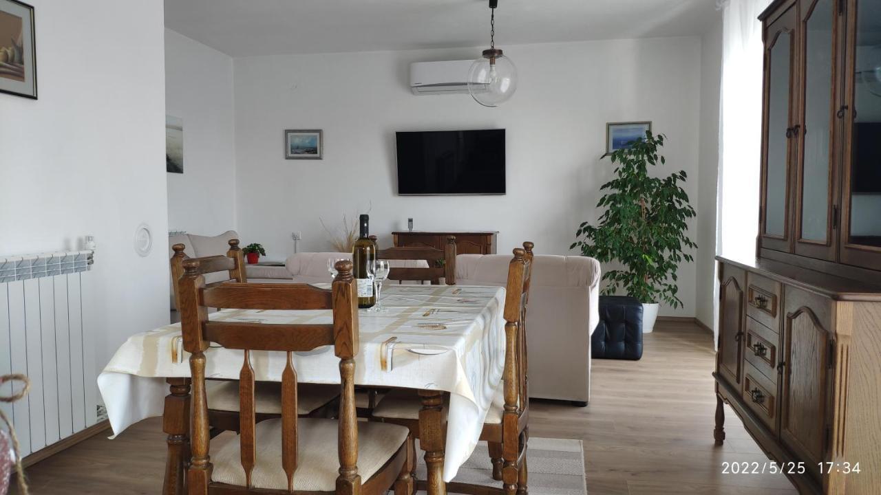 Apartment Rose Novi Vinodolski Kültér fotó